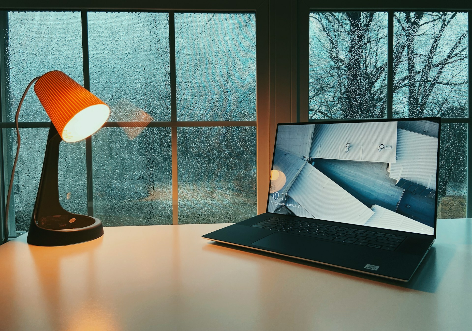 iRepair: Unbeatable Deals on Dell Corporate Overstock Laptops!
