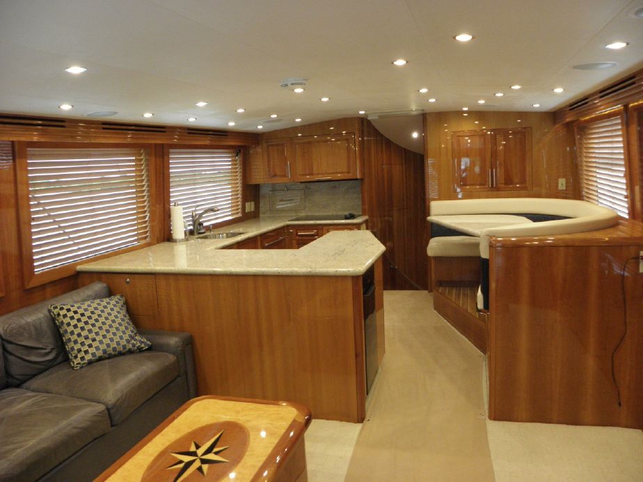 Mako Charters, Allen DeSilva