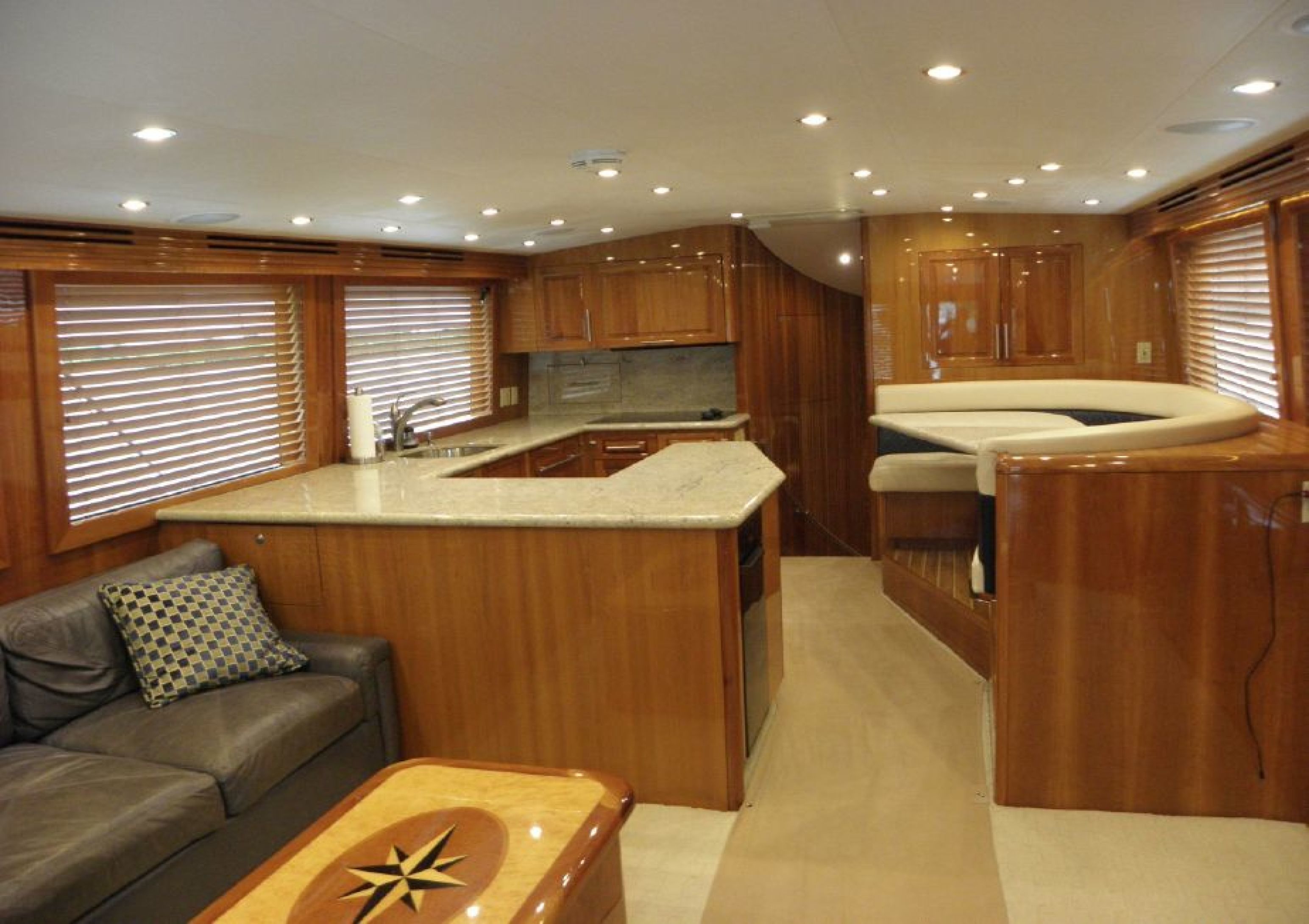 Mako Charters, Allen DeSilva