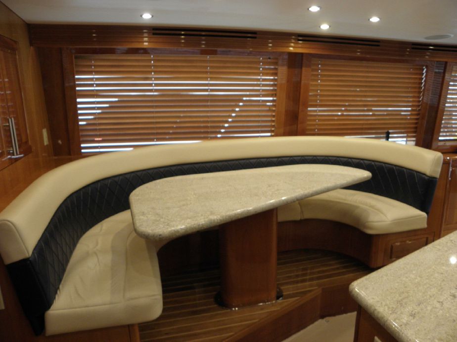 Mako Charters, Allen DeSilva