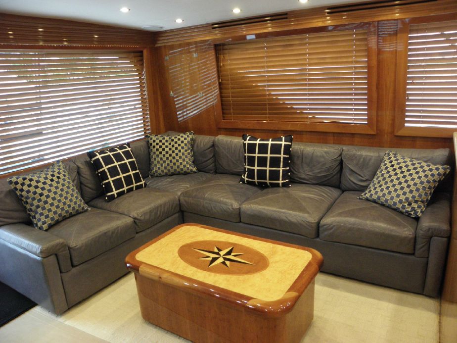 Mako Charters, Allen DeSilva