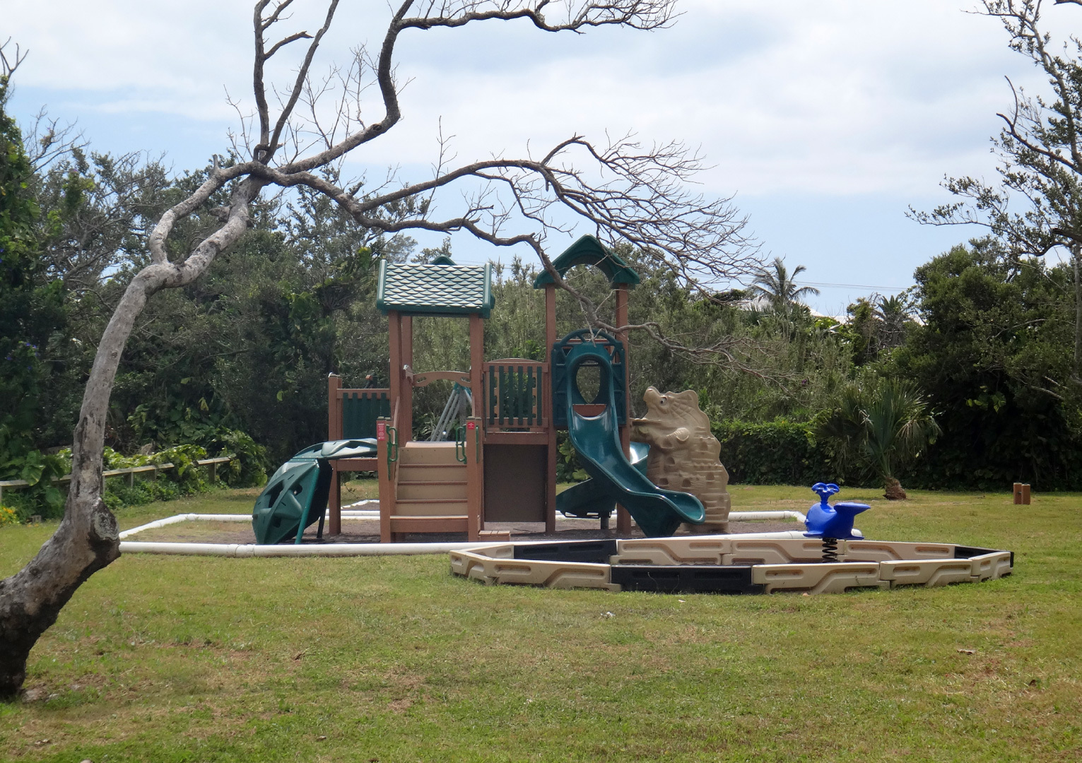 Somerset Long Bay Park Playground