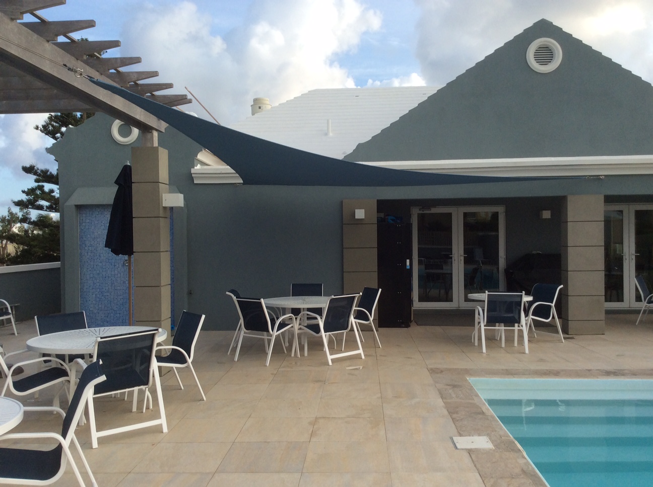 Bermuda Gotcha Covered Bermuda awnings Yabsta